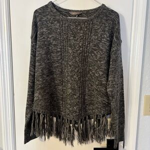 Cozy Women’s Size L/XL Charcoal GRAY Fringe Sweater